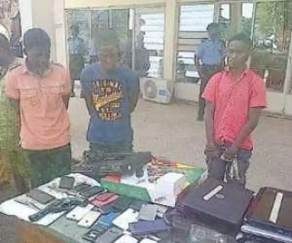 Photo: At Last, Guys Who Rob And Rape Students In LAUTECH Caught